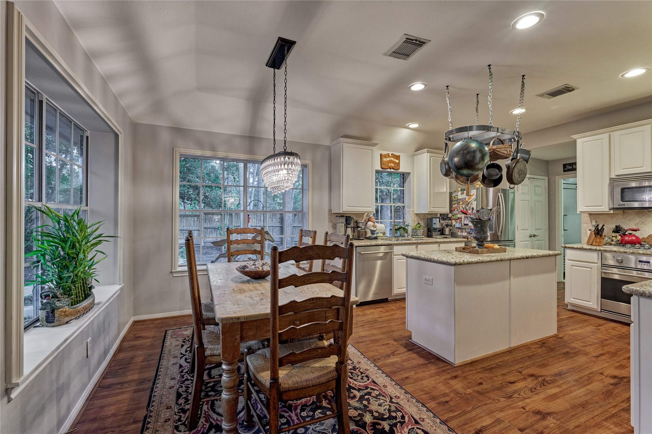 119 North Rambling Ridge Place The Woodlands, TX 77385 - Photo 25 of 50 Gallery Image 25