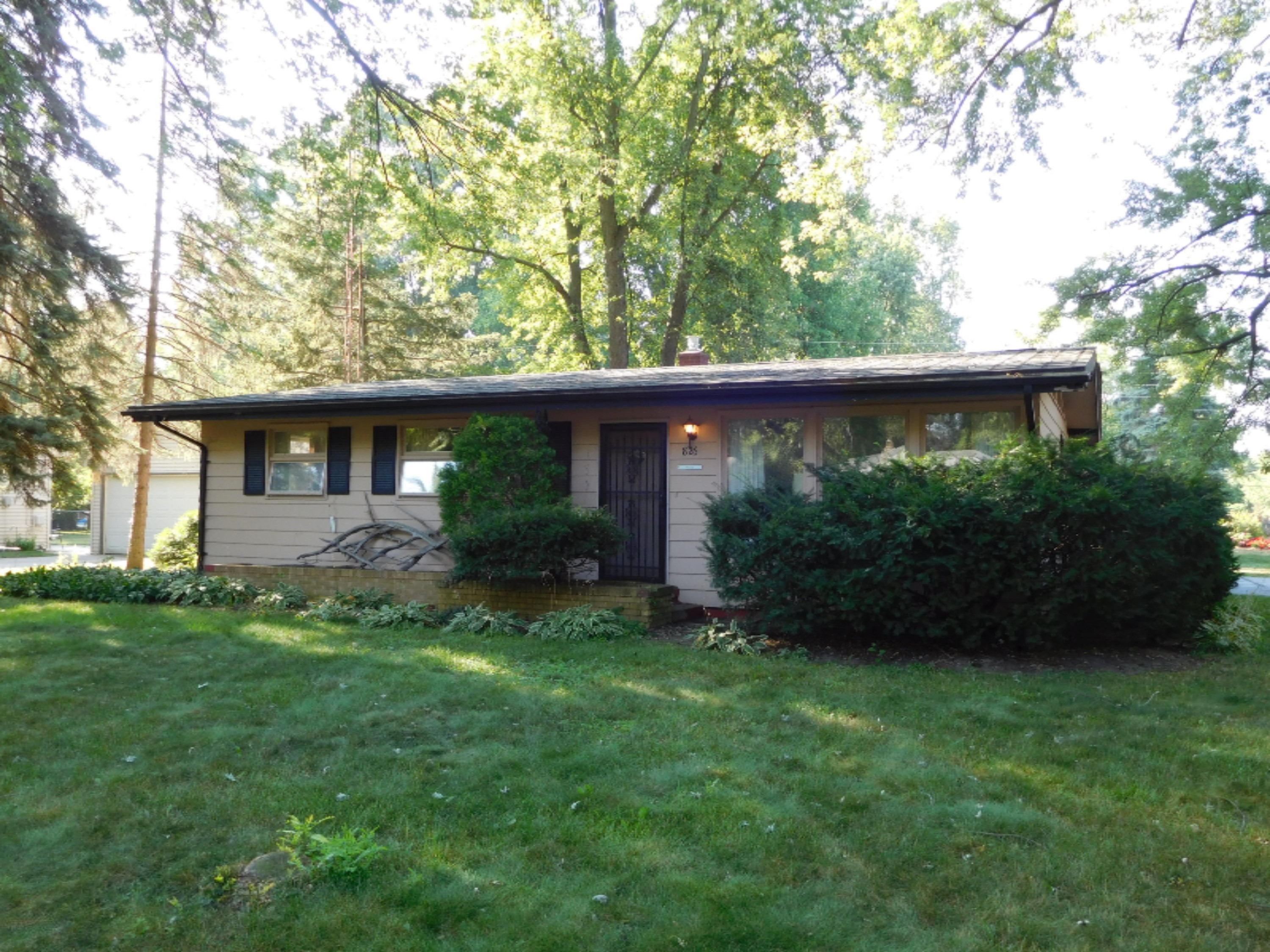 826 Sheridan Road St. Joseph, MI 49085 - Photo 20 of 25 DSCN3642