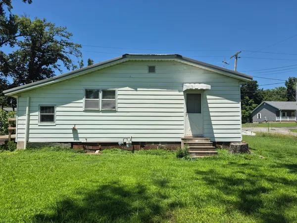 $30,000 | 1117 Garfield Street, Eldorado, IL 62930