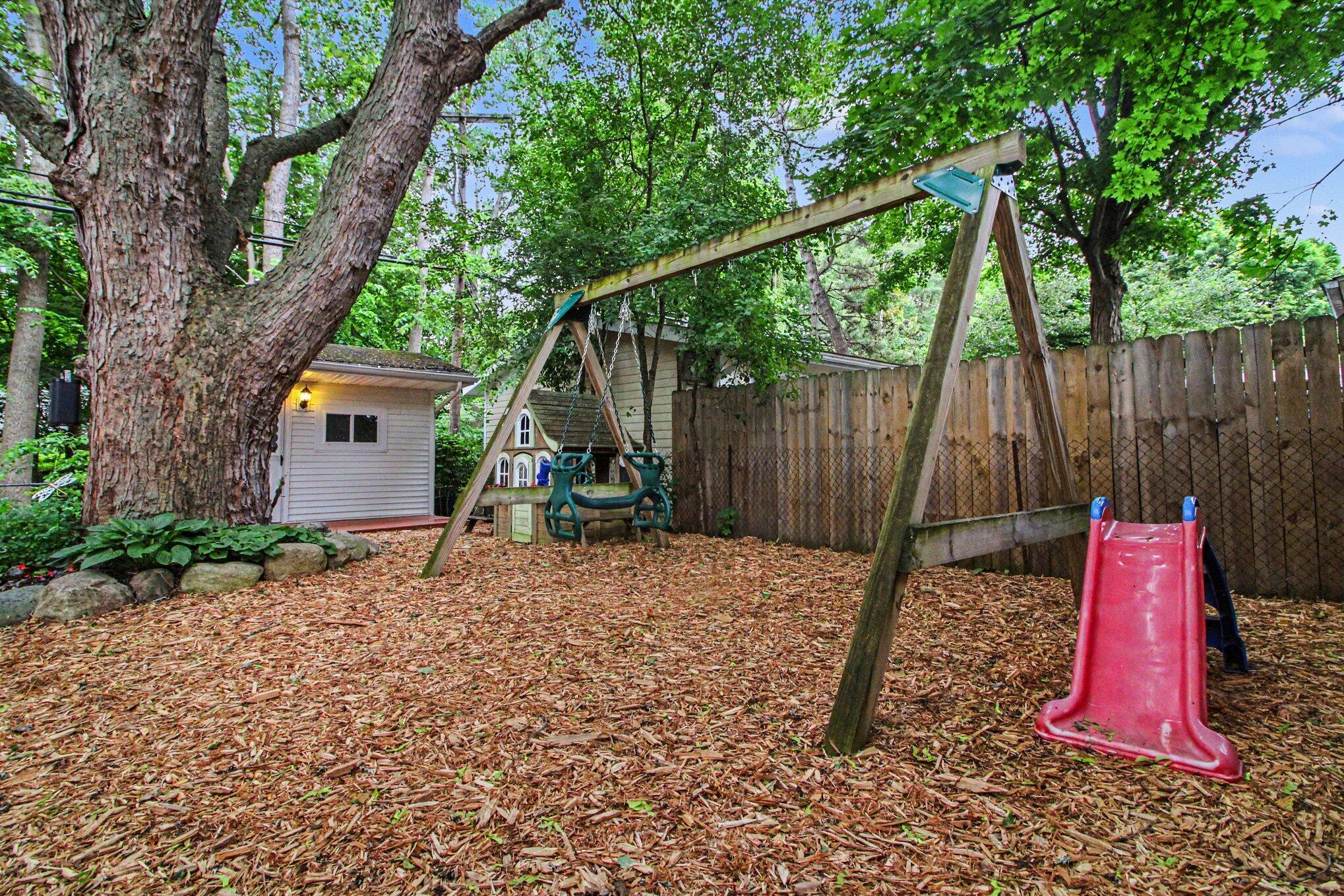 2727 Hampshire Road Ann Arbor, MI 48104 - Photo 38 of 46 38 - 2727 Hampshire