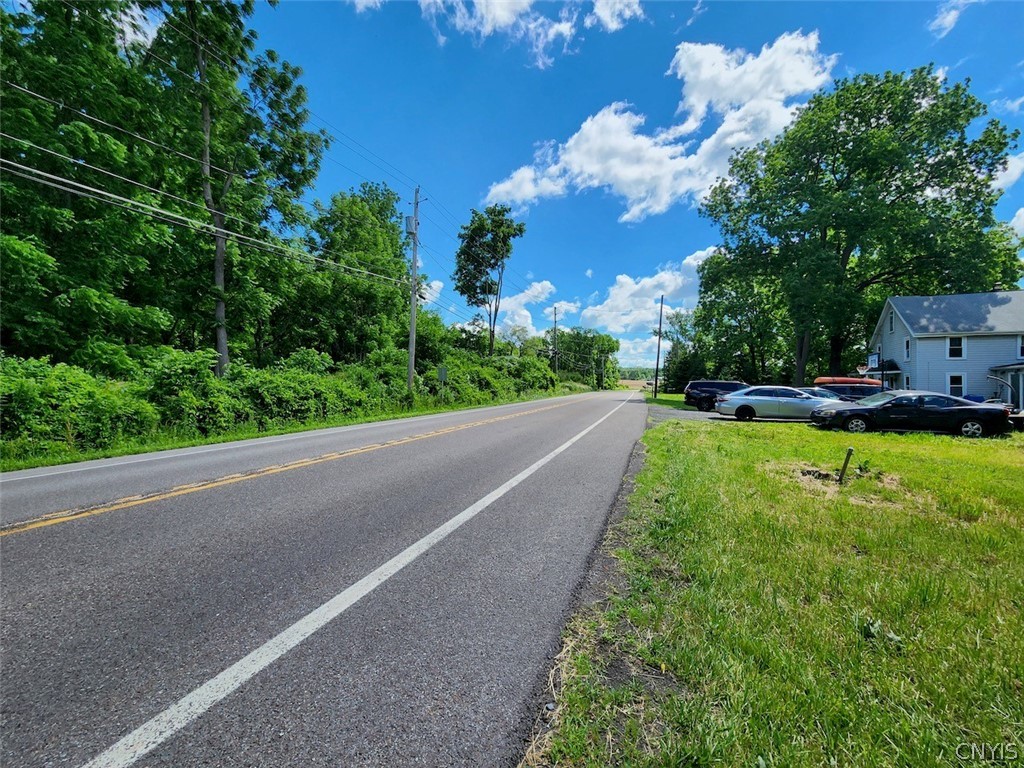 2102 Warners Road Van Buren, NY 13164 - Photo 6 of 10