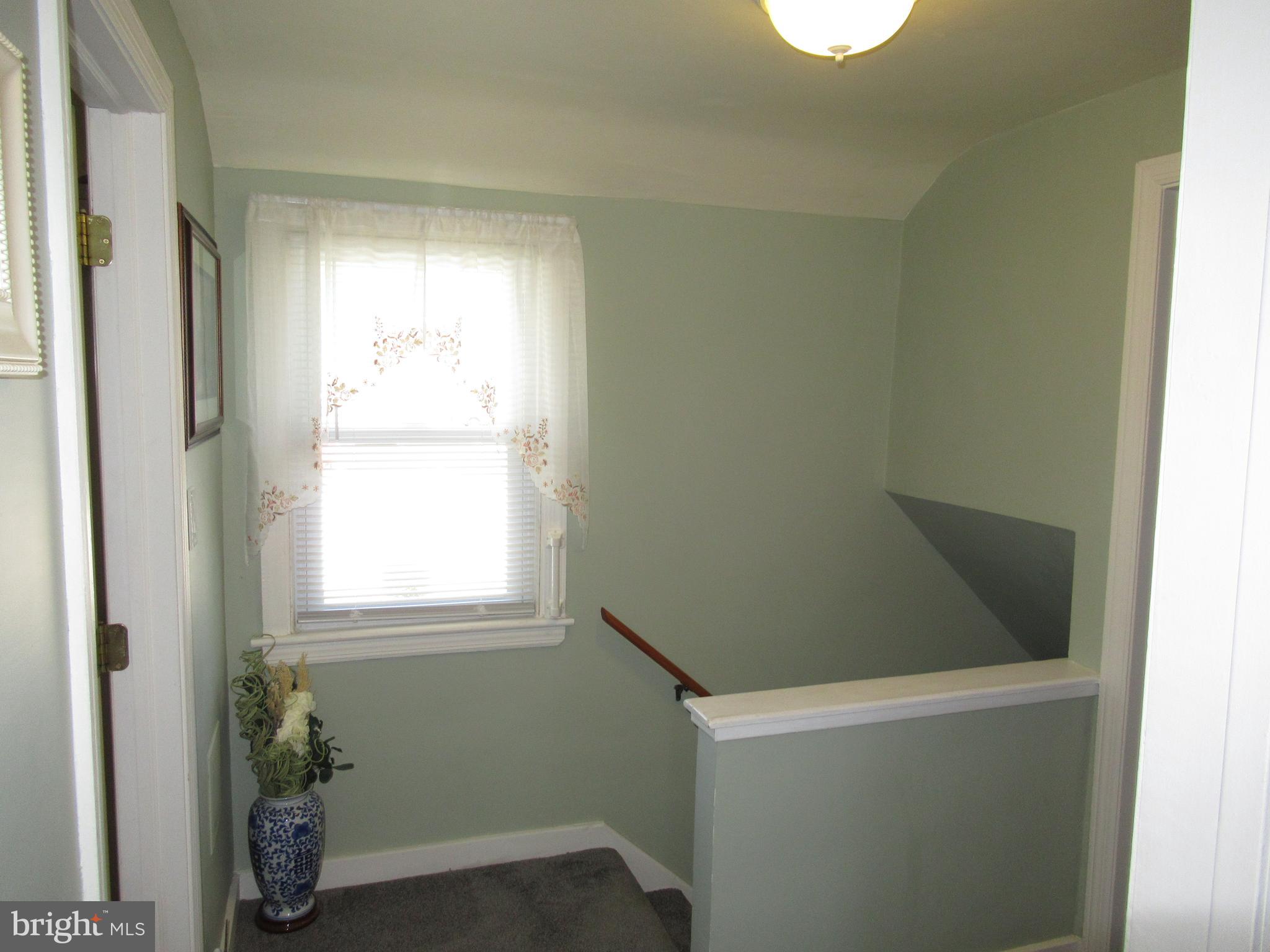 1011 Edgerton Road Secane, PA 19018 - Photo 23 of 53