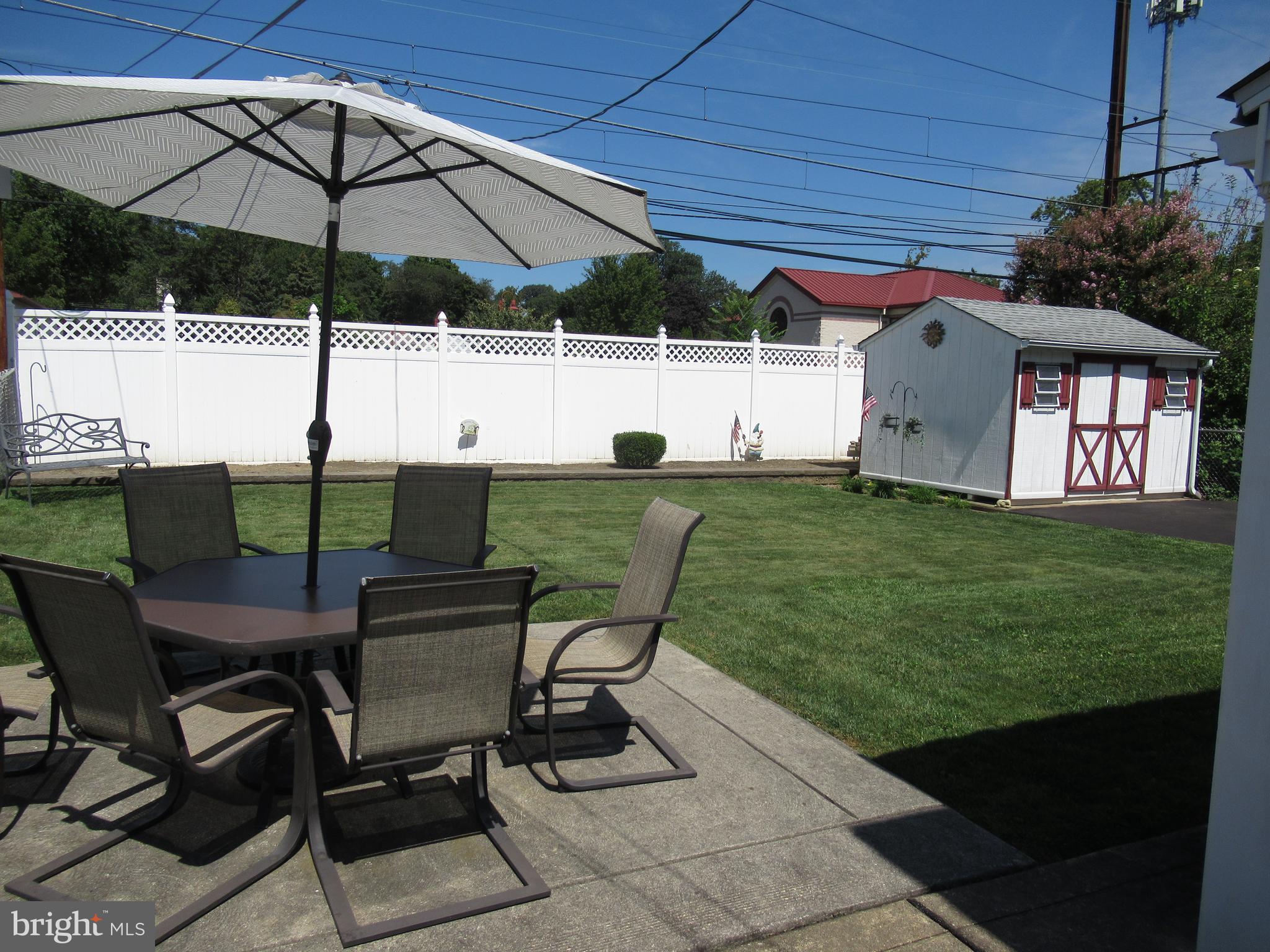 1011 Edgerton Road Secane, PA 19018 - Photo 48 of 53