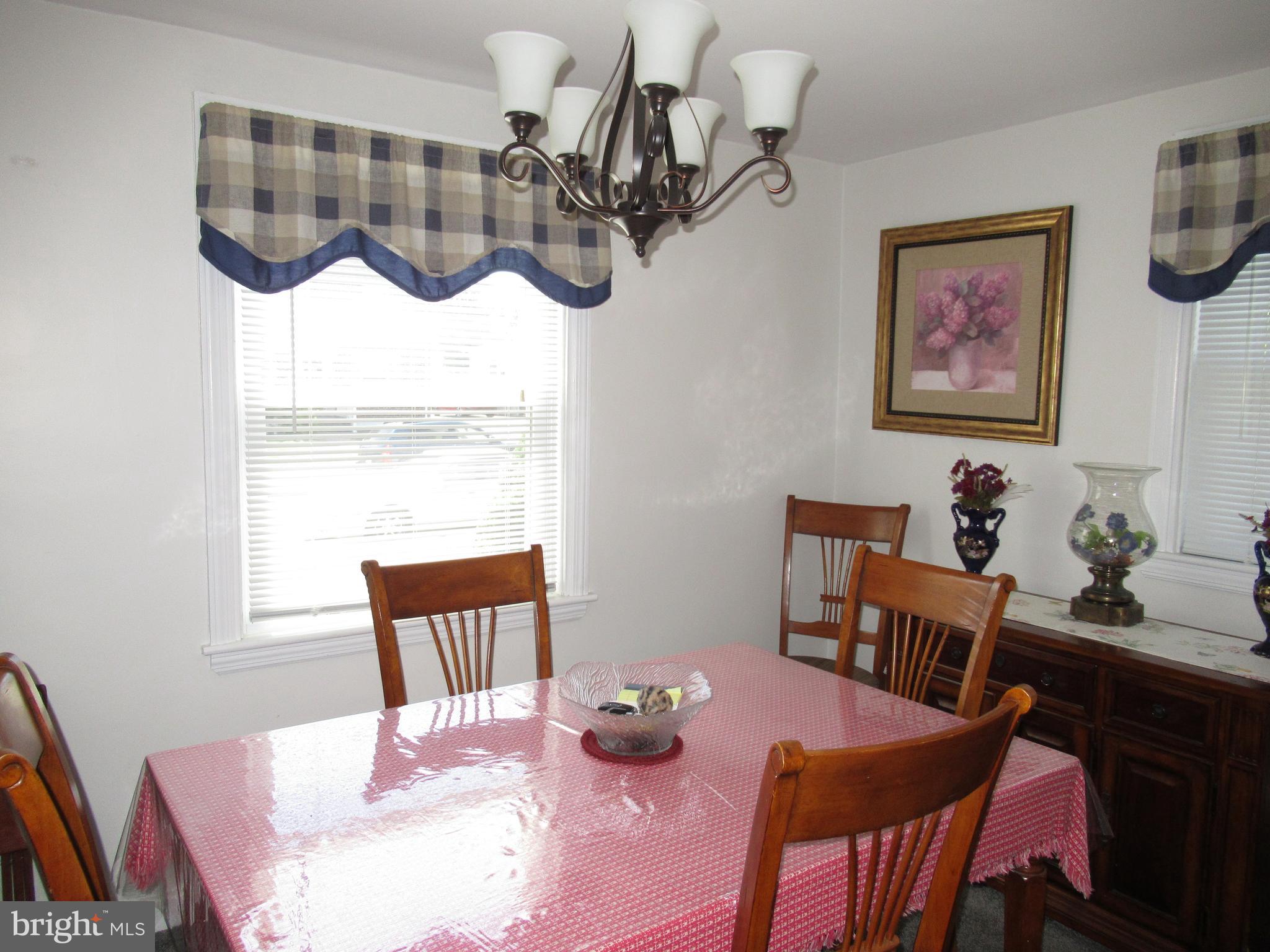 1011 Edgerton Road Secane, PA 19018 - Photo 10 of 53