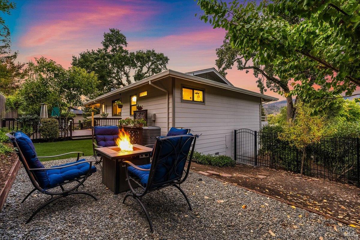 6850 Oakmont Drive Santa Rosa, CA 95409 - Photo 5 of 49