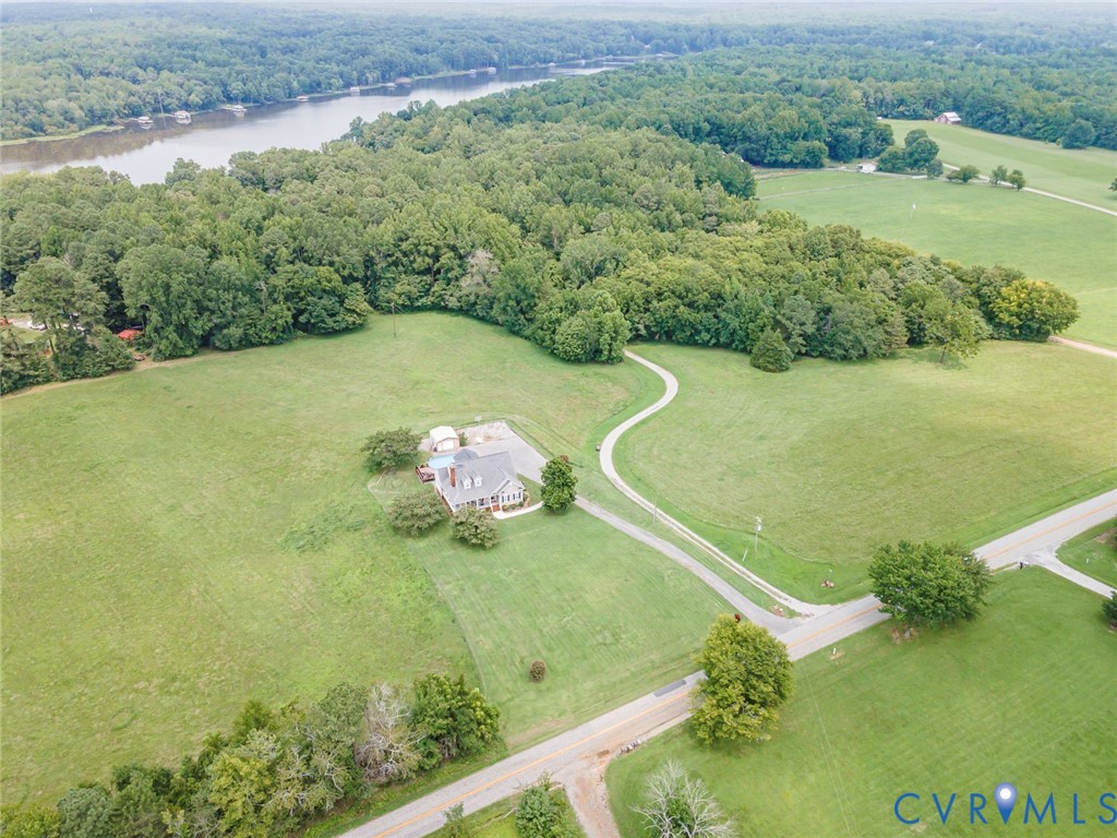 827 Sutherland Road Church Road, VA 23833 - Photo 45 of 51 Expansive property featuring a single-family resid