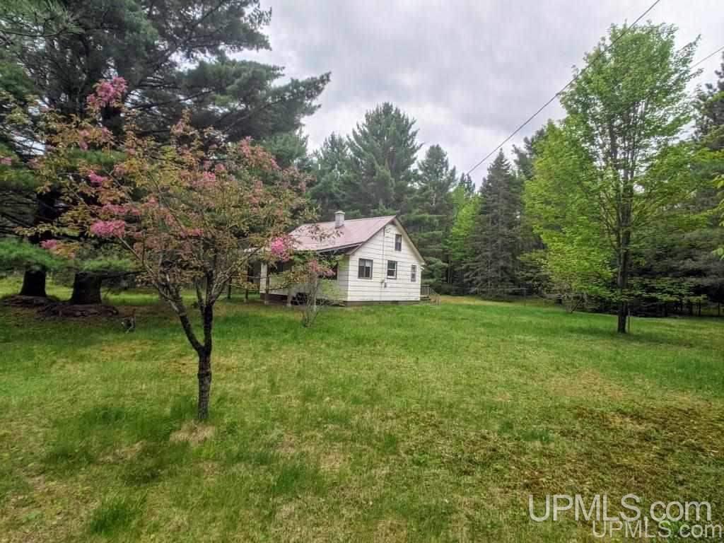 445 Lind Road Crystal Falls, MI 49920 - Photo 10 of 16