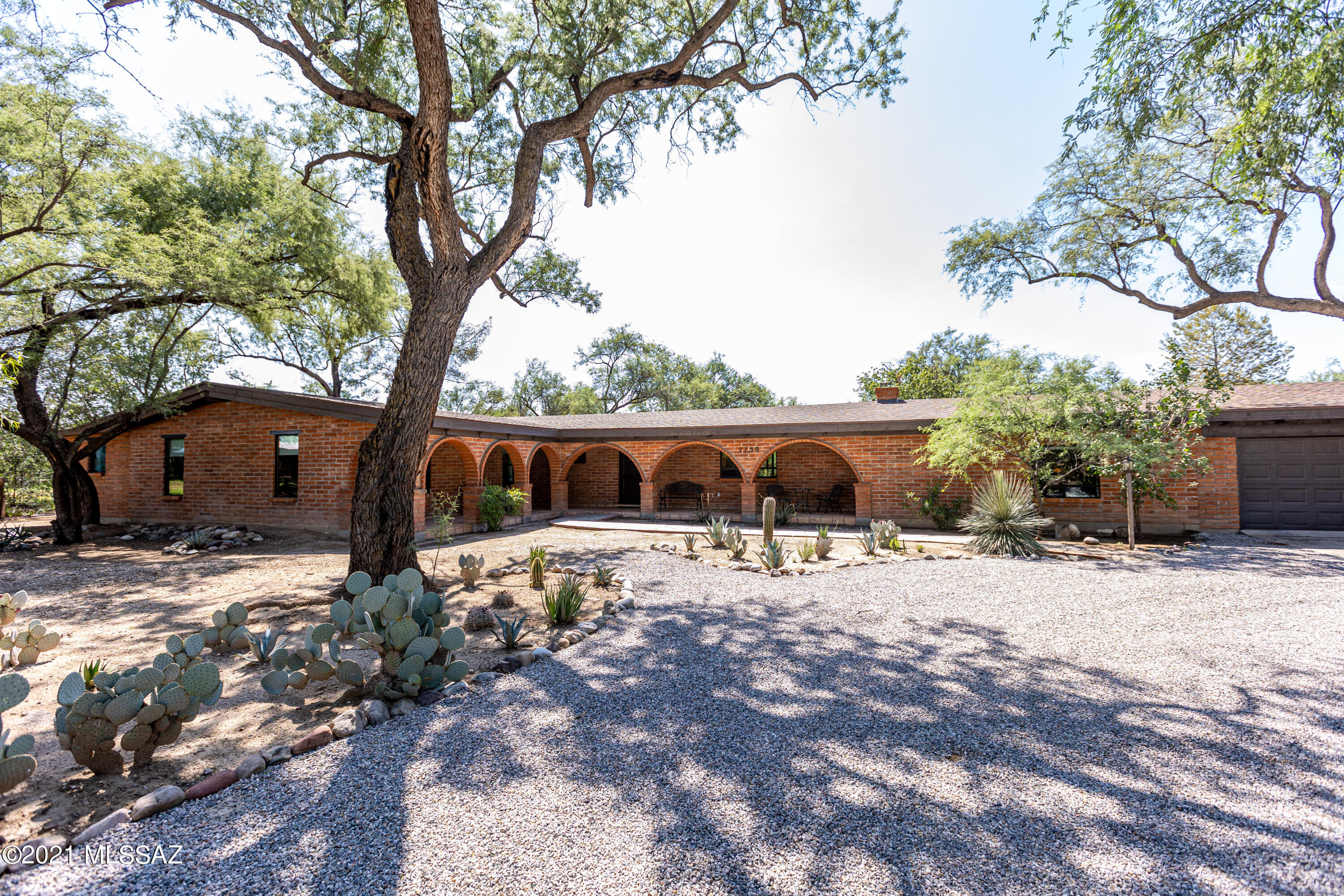 2730 North Pantano Road Tucson, AZ 85715 - Photo 2 of 49 Gallery Image 2