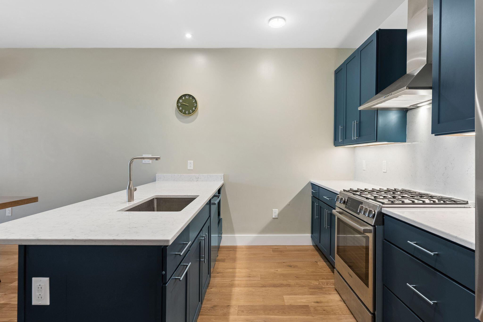 387 Commercial Street, Unit 432 Portland, ME 04101 - Photo 18 of 41 13_DSC08519