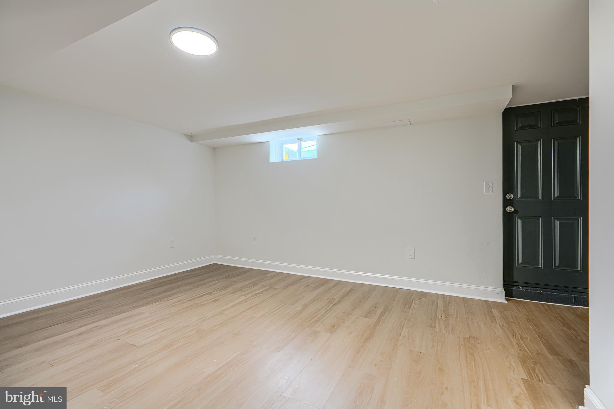 1905 Heathfield Road Baltimore, MD 21239 - Photo 40 of 49