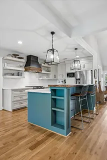 $995,000 | 729 Sue Barnett Drive, Houston, TX 77018