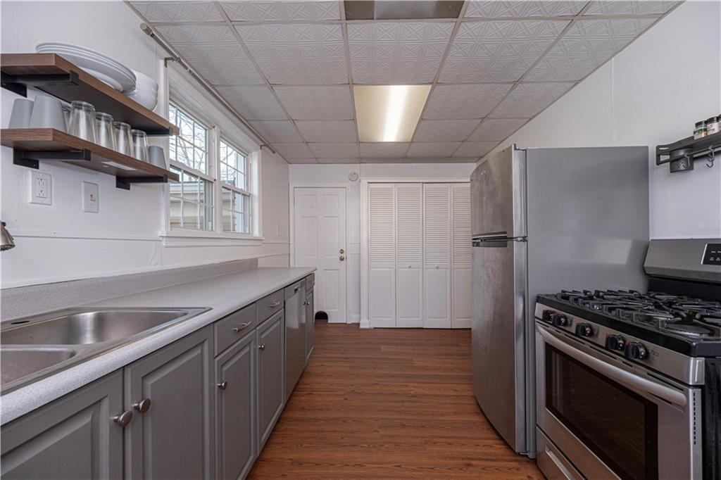 2333 Darlington Road Beaver Falls, PA 15010 - Photo 11 of 38