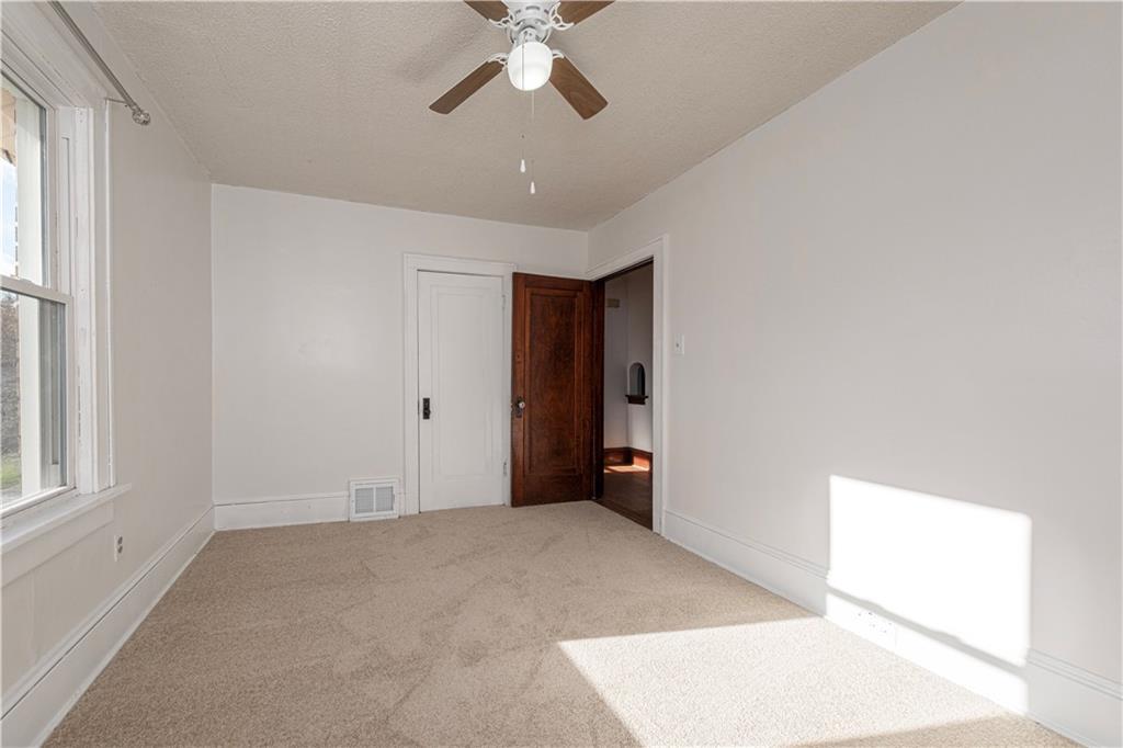 2333 Darlington Road Beaver Falls, PA 15010 - Photo 20 of 38