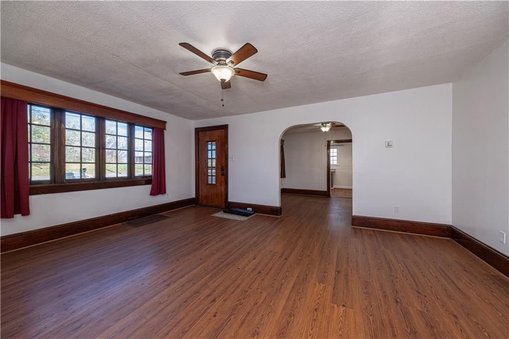 2333 Darlington Road Beaver Falls, PA 15010 - Photo 7 of 38