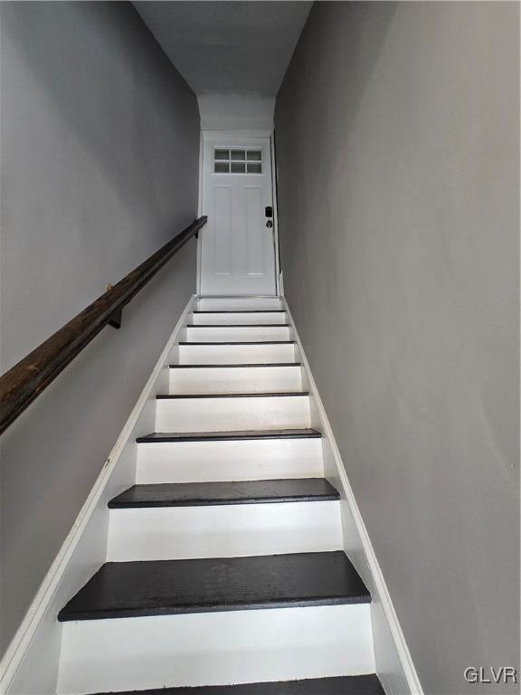 17 South Walnut Street, Unit 2 Lansford, PA 18232 - Photo 2 of 12