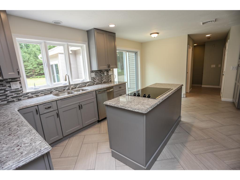 162 Bedford Road Merrimack, NH 03054 - Photo 12 of 29