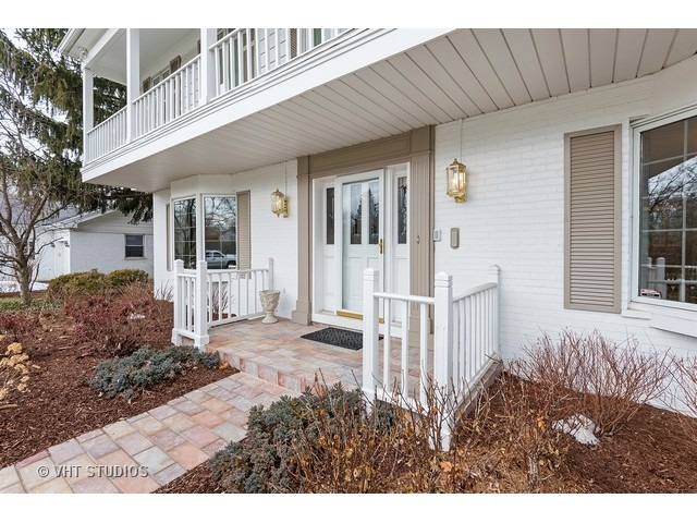 208 Summerfield Road Northbrook, IL 60062 - Photo 15 of 21