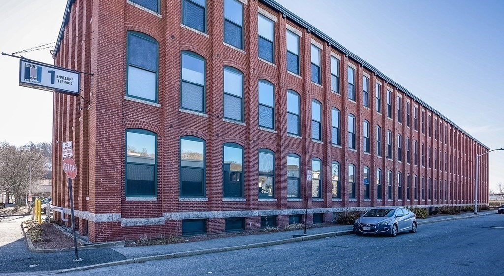 1 Envelope Terrace, Unit 301 Worcester, MA 01604 - Photo 15 of 30