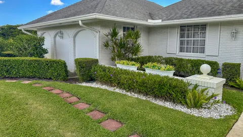 $1,149,000 | 10124 Seagrape Way, Palm Beach Gardens, FL 33418