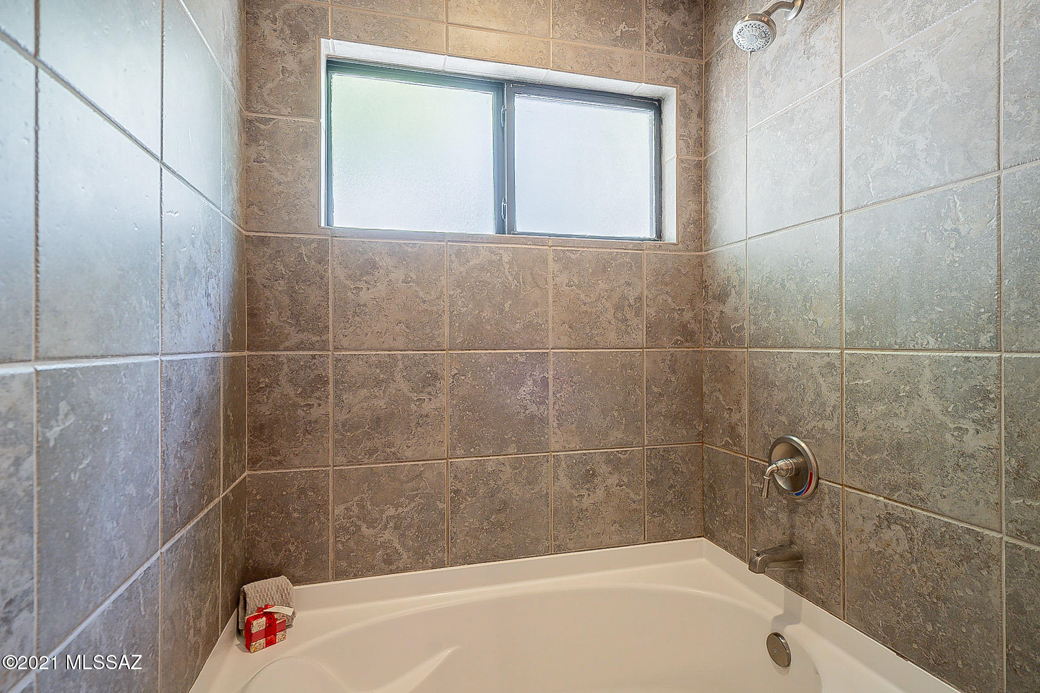 2550 East River Road, Unit 19102 Tucson, AZ 85718 - Photo 21 of 37