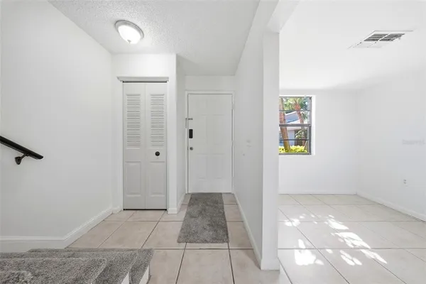 $1,850 | 2131 Ridge Road South, Unit 105, Largo, FL 33778