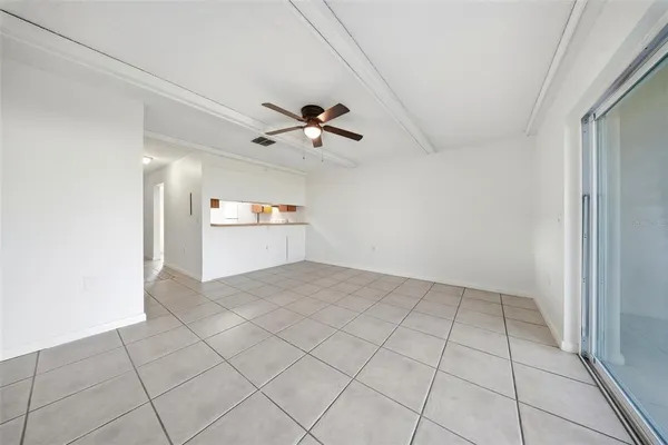 $1,850 | 2131 Ridge Road South, Unit 105, Largo, FL 33778