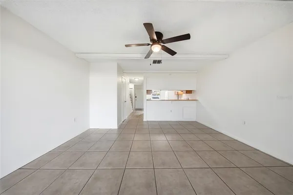 $1,850 | 2131 Ridge Road South, Unit 105, Largo, FL 33778