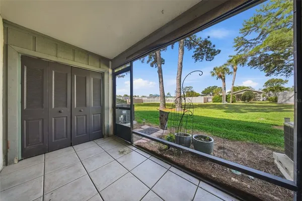 $1,850 | 2131 Ridge Road South, Unit 105, Largo, FL 33778