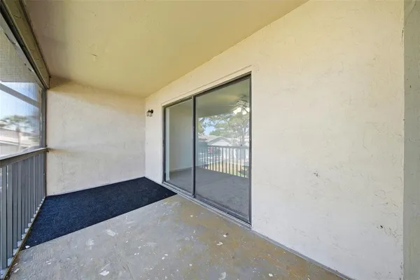 $1,850 | 2131 Ridge Road South, Unit 105, Largo, FL 33778