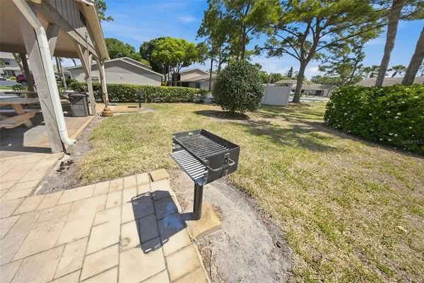 $1,850 | 2131 Ridge Road South, Unit 105, Largo, FL 33778