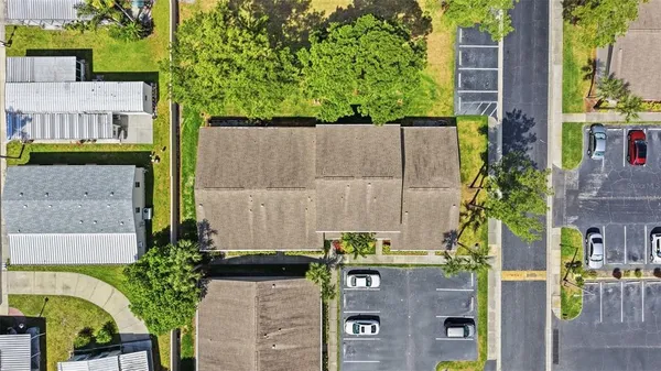 $1,850 | 2131 Ridge Road South, Unit 105, Largo, FL 33778
