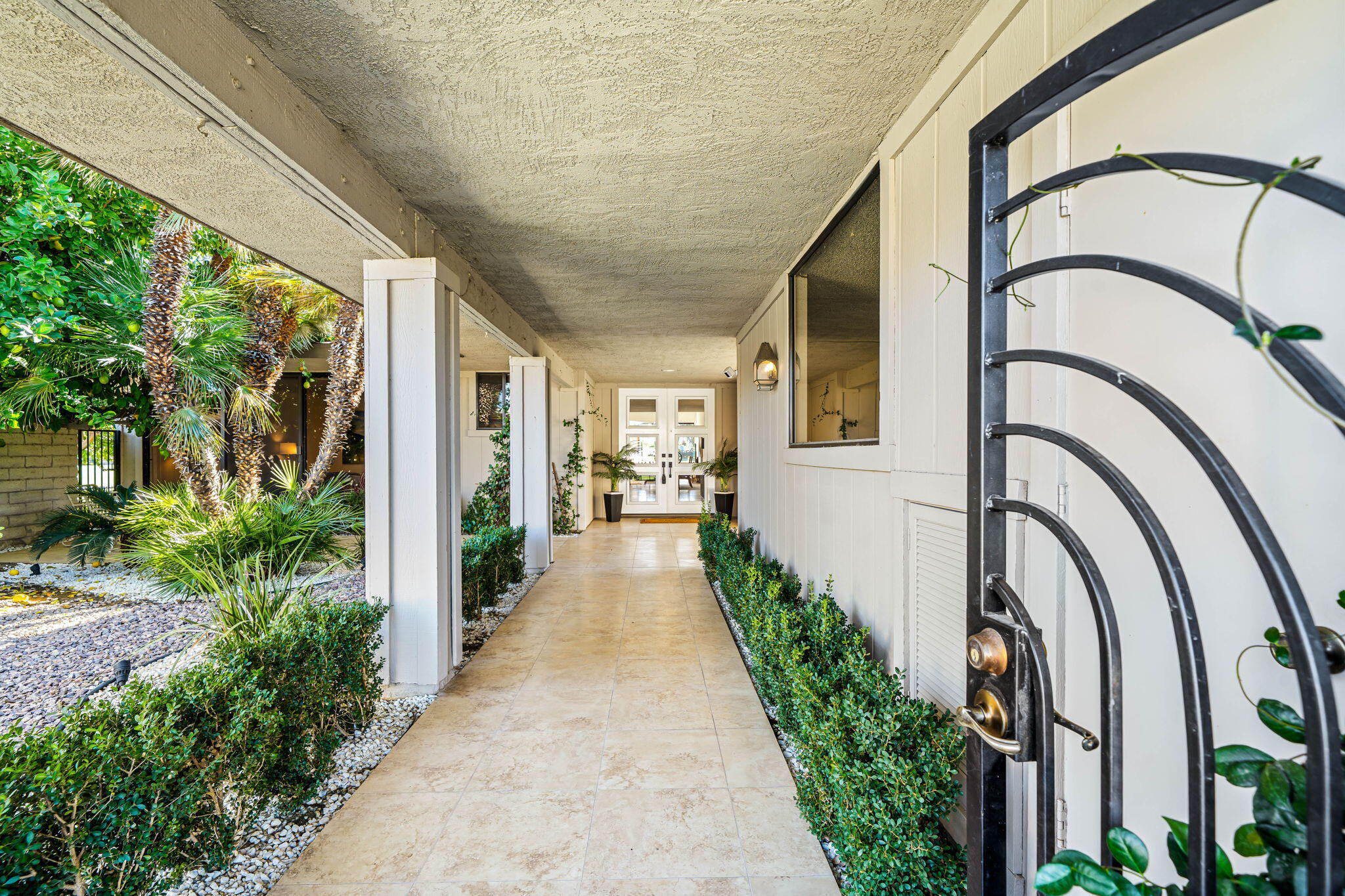 9 Rutgers Court Rancho Mirage, CA 92270 - Photo 15 of 53 15-web-or-mls-DRRutgers_OPMG_1125_015