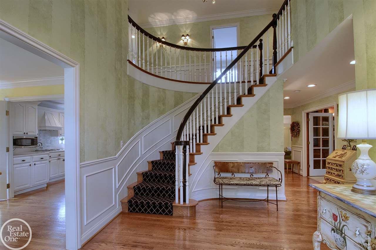 1275 Whittier Road Grosse Pointe Park, MI 48230 - Photo 3 of 42