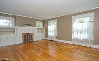 3030 Worrell Road Willoughby, OH 44094 - Photo 4 of 35 Large Living Room!