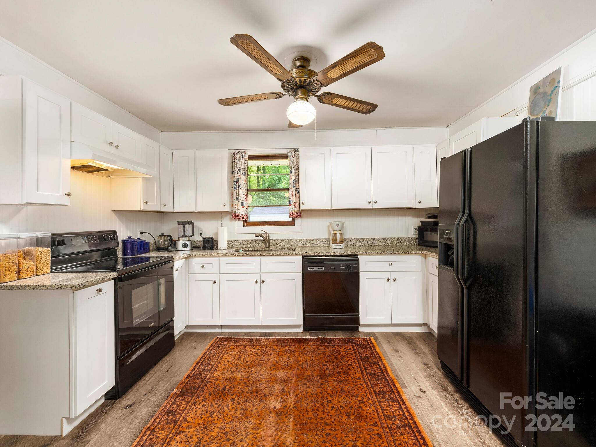 2134 Lynn Road Columbus, NC 28722 - Photo 19 of 28 Gallery Image 19