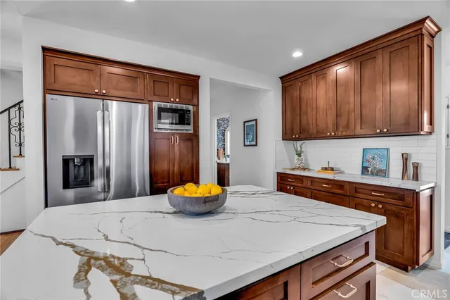 $2,295,000 | 869 Cumberland Road, Glendale, CA 91202