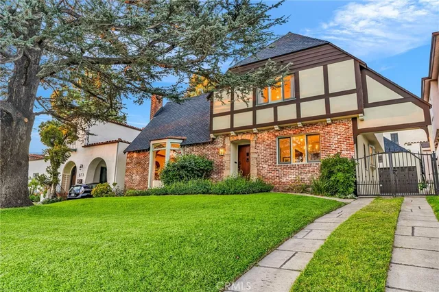 $2,295,000 | 869 Cumberland Road, Glendale, CA 91202
