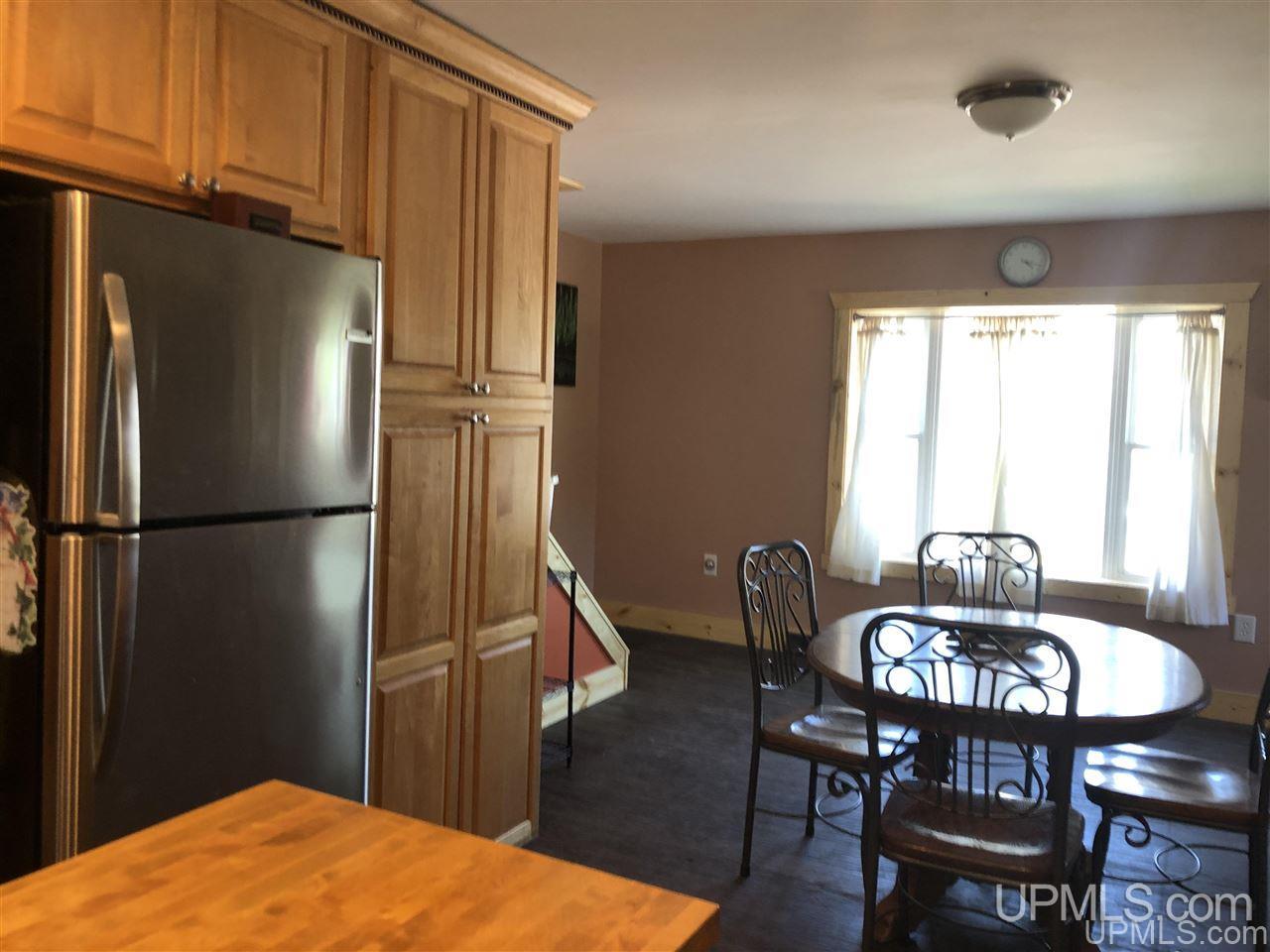 24923 Chestnut Street Calumet, MI 49913 - Photo 7 of 26