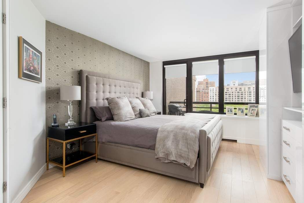 330 East 38th Street, Unit 9P Manhattan, NY 10016 - Photo 6 of 17