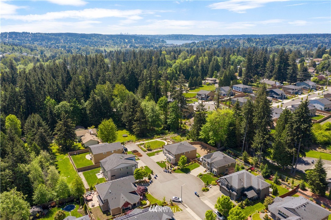 23530 2nd Avenue Southeast Bothell, WA 98021 - Photo 3 of 39