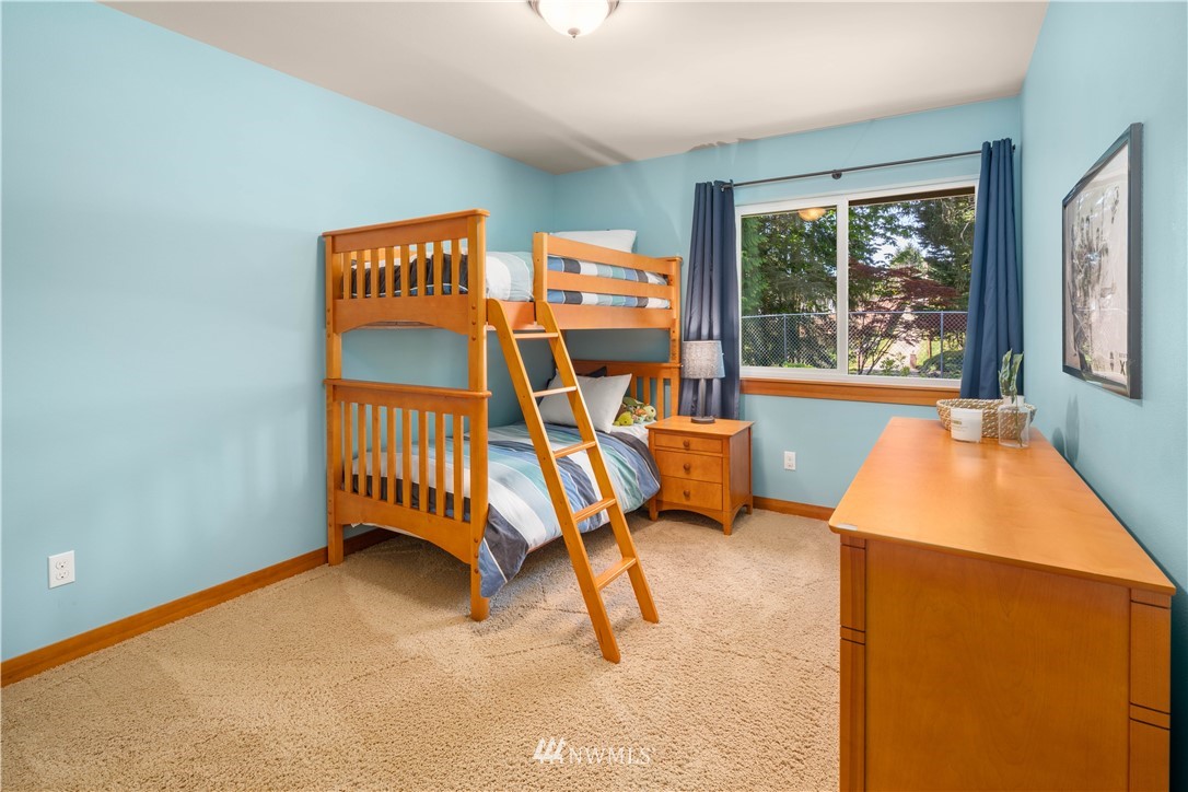 23530 2nd Avenue Southeast Bothell, WA 98021 - Photo 27 of 39