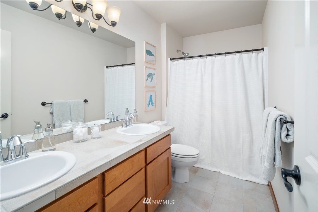 23530 2nd Avenue Southeast Bothell, WA 98021 - Photo 29 of 39
