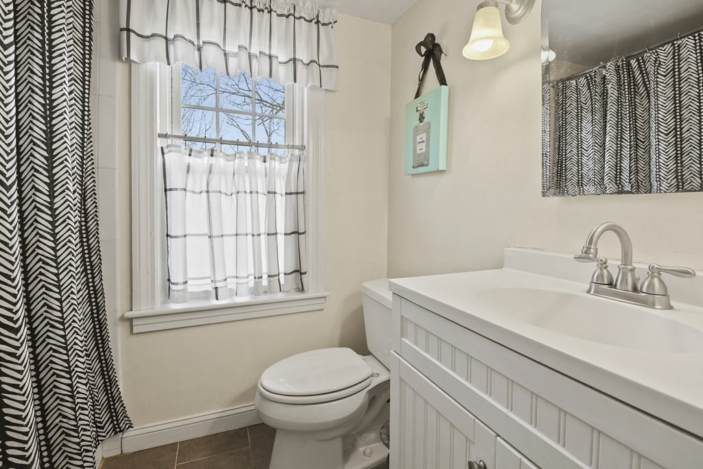 40 Hapgood Road Worcester, MA 01605 - Photo 21 of 38 Gallery Image 21