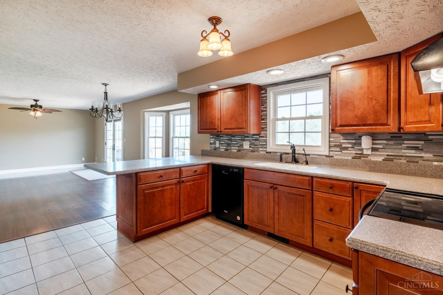 10005 Wolfe Road New Vienna, OH 45159 - Photo 11 of 30 Gallery Image 11