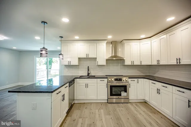 $499,999 | 301 Juniper Drive, Cherry Hill, NJ 08003