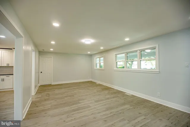 $499,999 | 301 Juniper Drive, Cherry Hill, NJ 08003