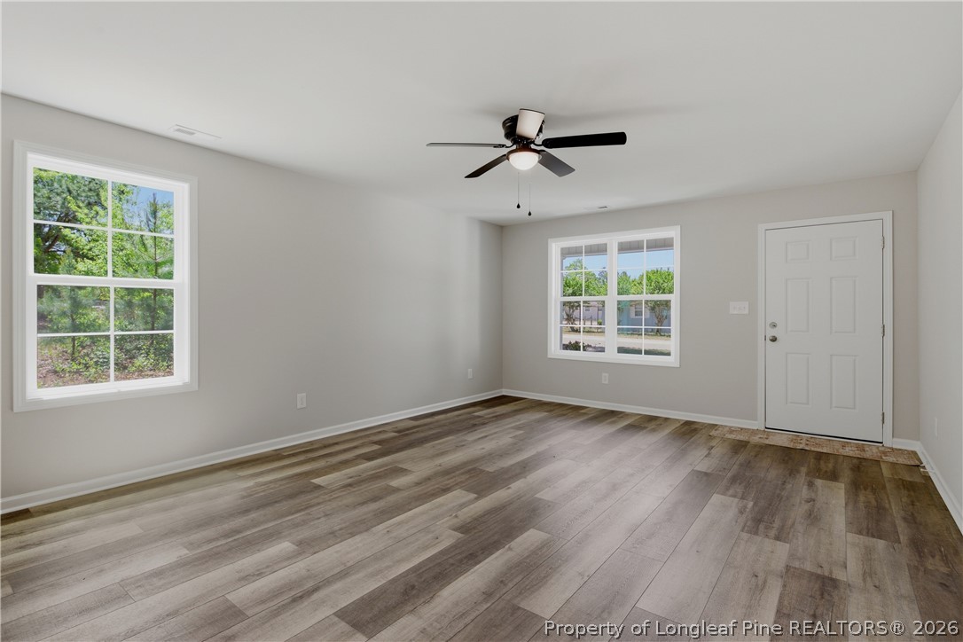 221 South 5th Street Spring Lake, NC 28390 - Photo 8 of 49 Living area
