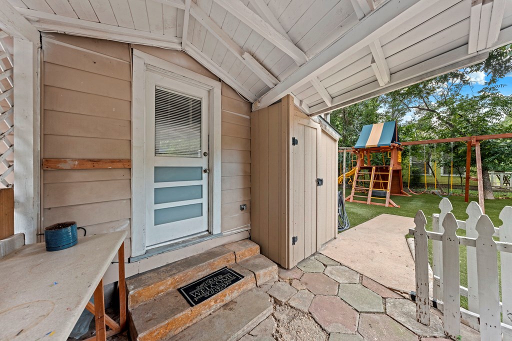 616 Lois Street Kerrville, TX 78028 - Photo 17 of 32 a house view with a backyard space