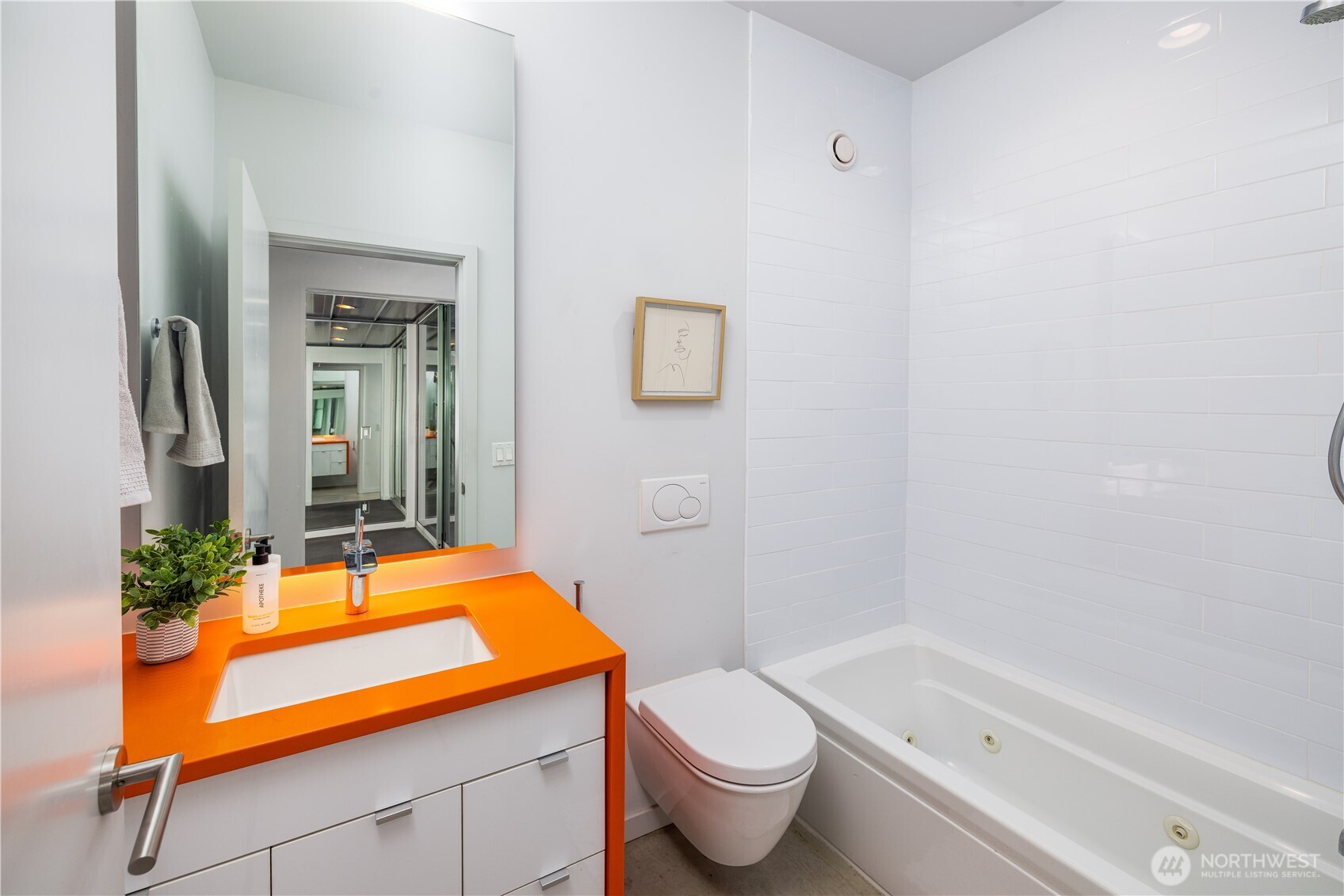 2112 North 46th Street Seattle, WA 98103 - Photo 18 of 40 Gallery Image 18