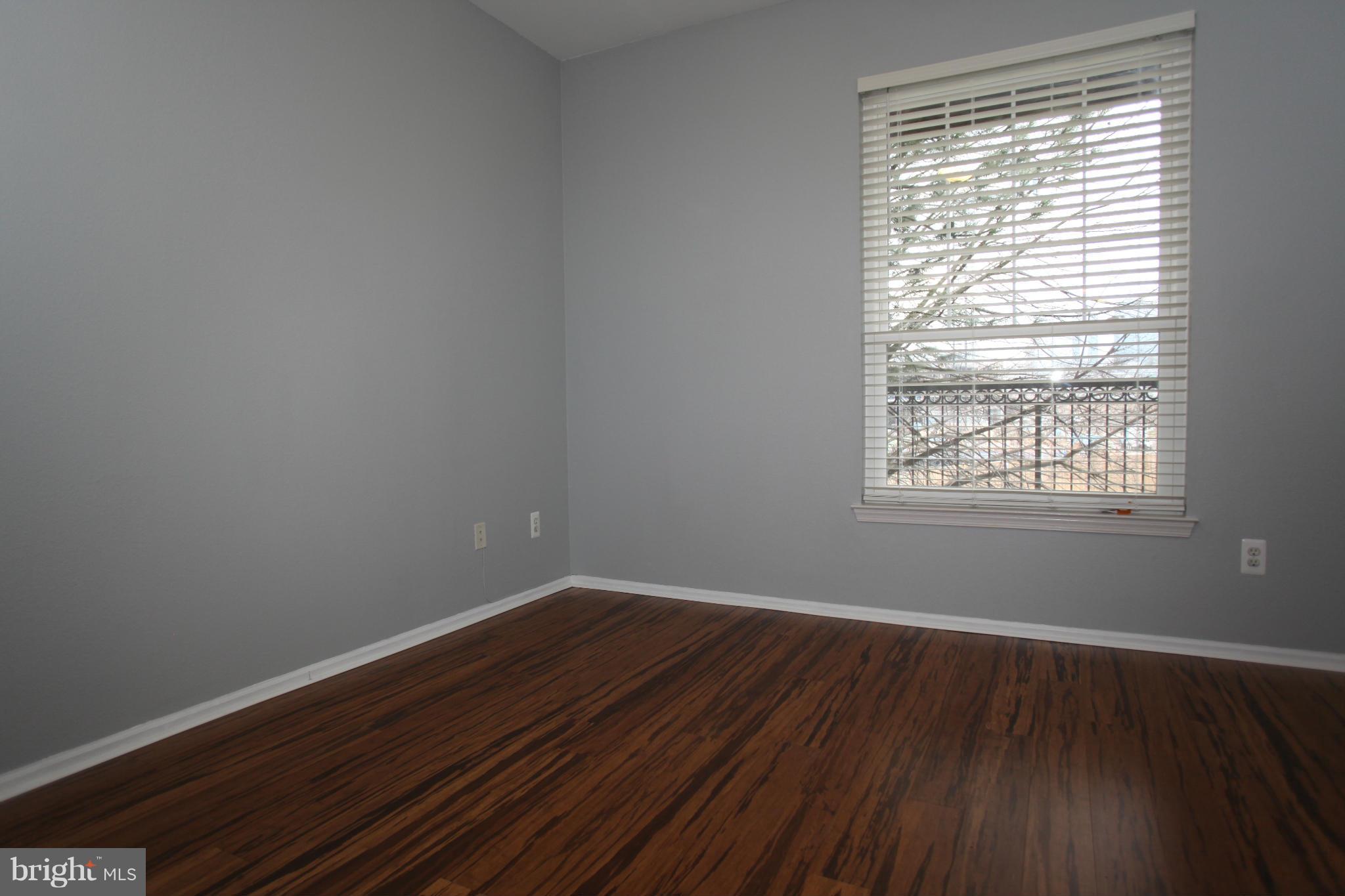 1521 Spring Gate Dr., Unit 10202 McLean, VA 22102 - Photo 11 of 30 Large master bedroom